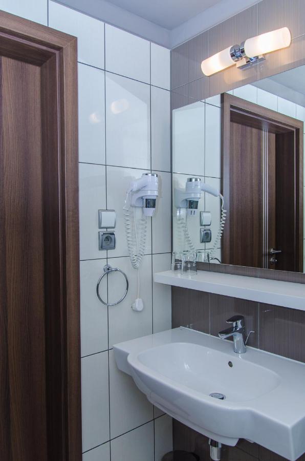 Hotel Artus - Old Town Gdańsk Quarto foto